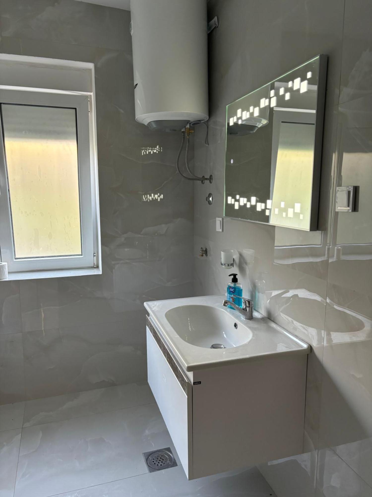 Apartments Vidikovac Inn Kotor Bagian luar foto